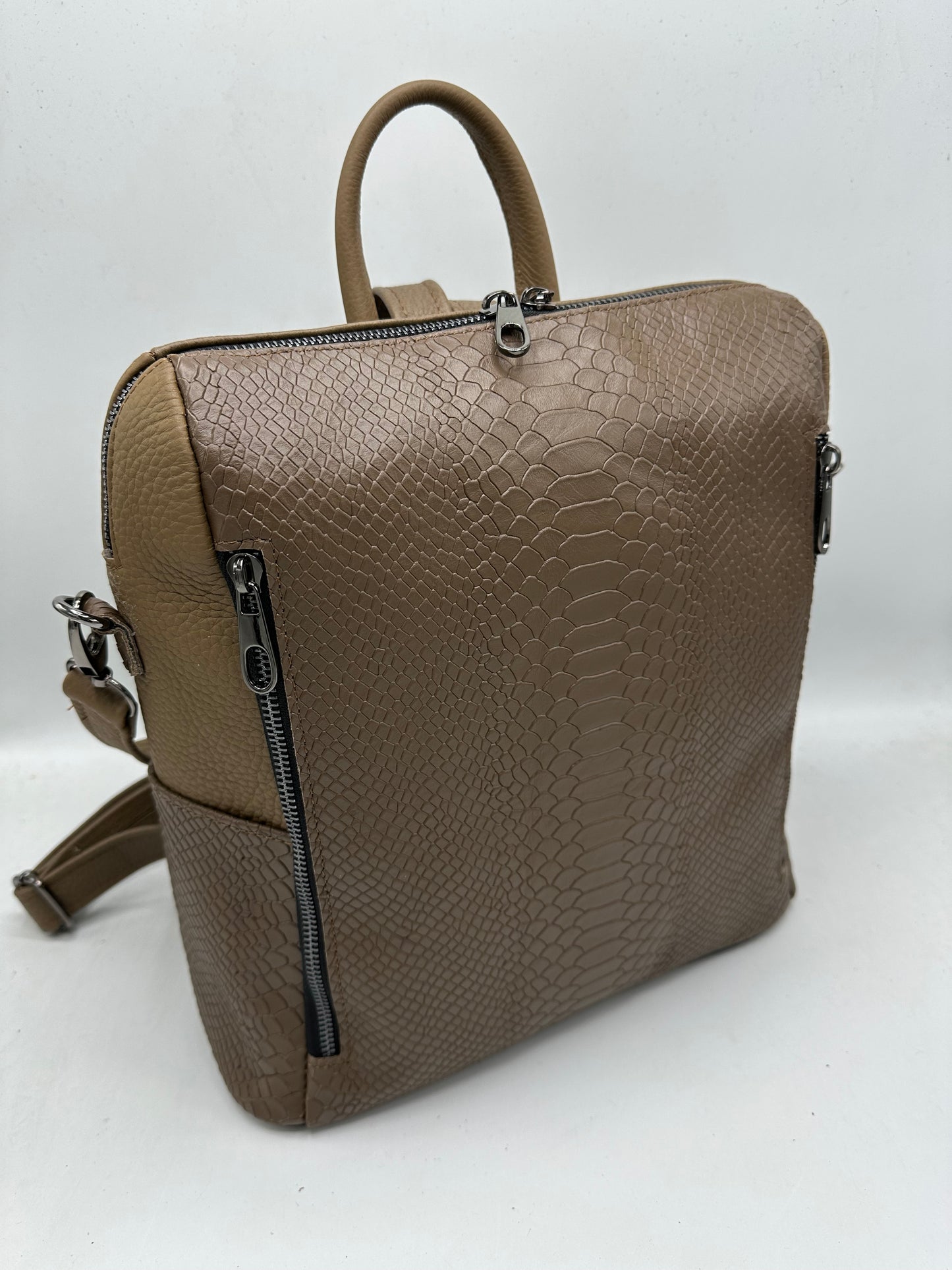 Geanta Rucsac Carlie piele naturala premium