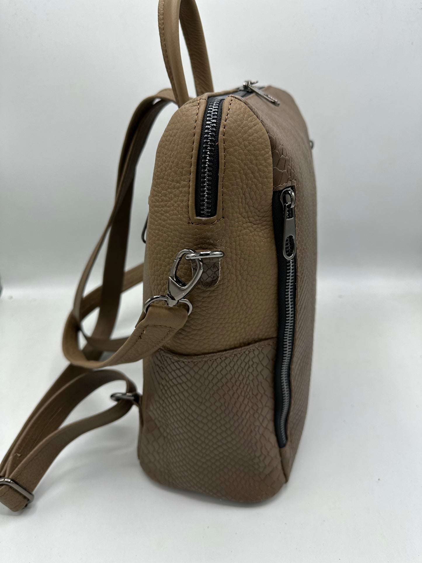 Geanta Rucsac Carlie piele naturala premium